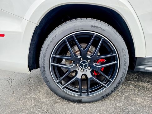 Used 2017 Mercedes-Benz GLS 63 AMG 4MATIC image 31