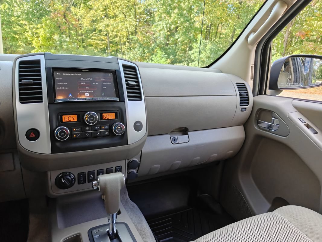 Used 2016 Nissan Frontier SV w/ SV Value Truck Package AWD/4WD image 26