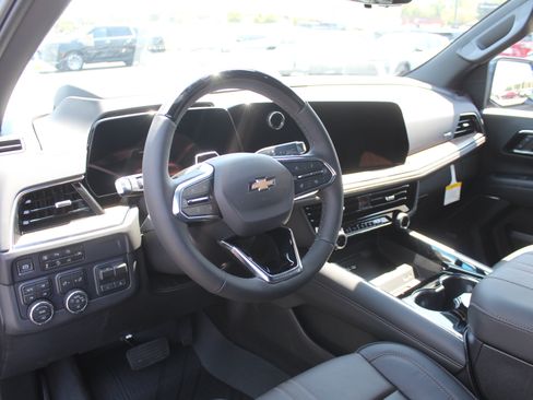 New 2026 Chevrolet Tahoe High Country AWD/4WD image 12