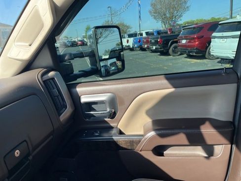 Used 2015 GMC Sierra 2500 Denali w/ Duramax Plus Package image 27