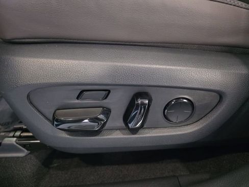 Certified 2025 Lexus RX 350 AWD w/ Convenience Package image 26