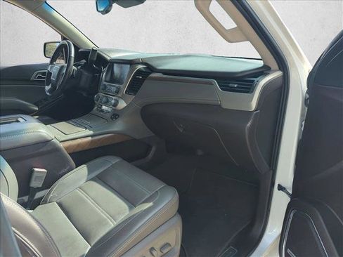 Used 2019 GMC Yukon XL Denali w/ Denali Ultimate Package image 18