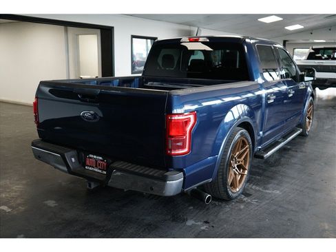 Used 2017 Ford F150 Lariat RWD image 7