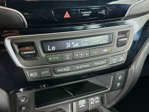 Used 2022 Honda Passport Elite image 24