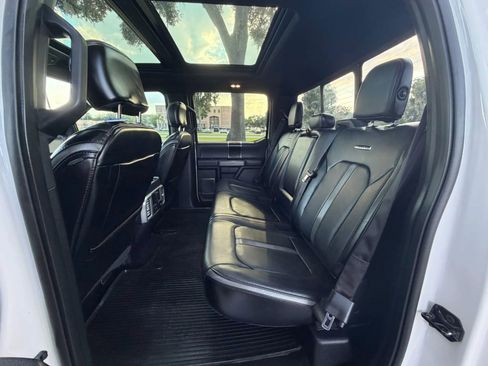 Used 2018 Ford F150 Platinum w/ Equipment Group 701A Luxury AWD/4WD image 17