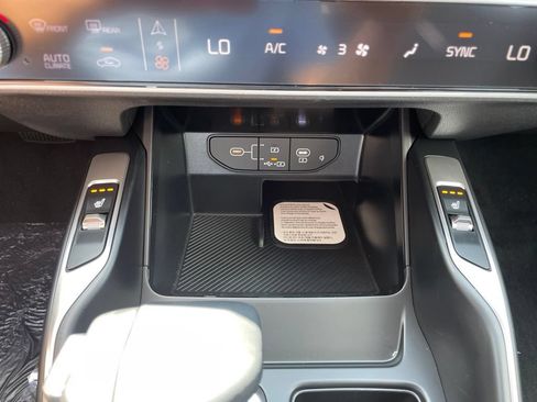 New 2026 Kia Sorento S AWD/4WD image 22