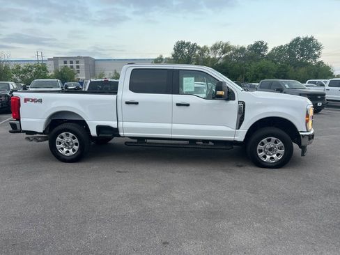 Used 2024 Ford F250 XLT w/ FX4 Off-Road Package image 4