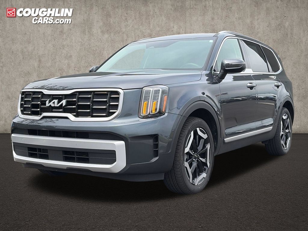 Used 2024 Kia Telluride S w/ S Sunroof Package AWD/4WD image 3