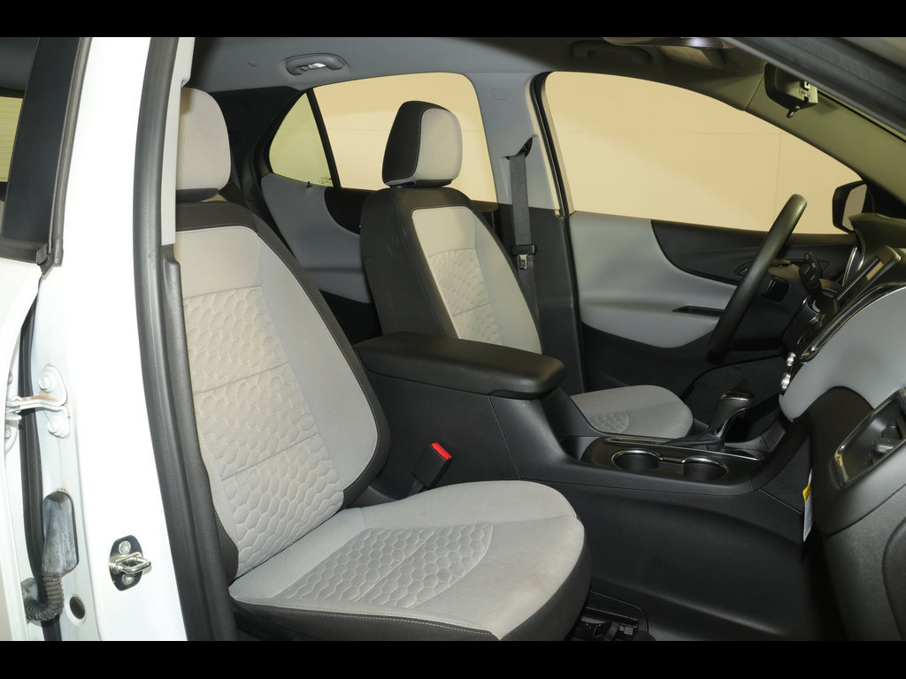 Used 2020 Chevrolet Equinox LS FWD image 27