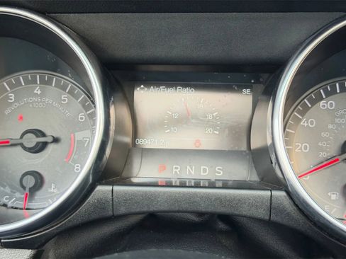 Used 2020 Ford Mustang Convertible w/ Equipment Group 101A RWD image 25