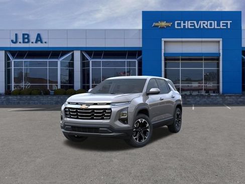 New 2026 Chevrolet Equinox LT w/ Safety and Technology Package FWD image 8
