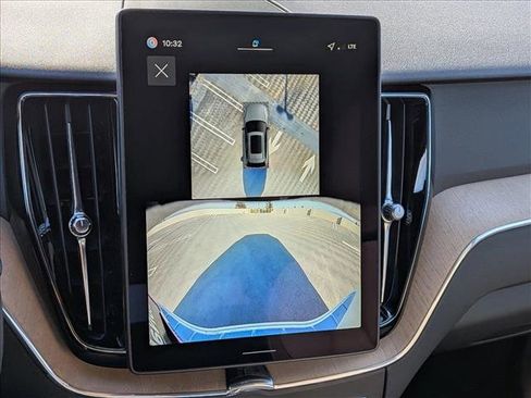 New 2026 Volvo XC60 B5 Plus w/ Protection Package Premier image 15