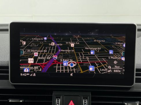 Used 2018 Audi Q5 2.0T Premium Plus w/ Premium Plus Package image 10