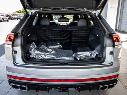 New 2026 Volkswagen Atlas Cross Sport SEL Premium R-Line AWD/4WD image 20