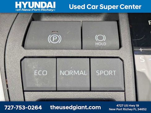 Used 2025 Toyota RAV4 LE FWD image 26