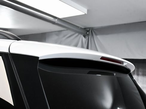 Used 2022 Mercedes-Benz GLE 53 AMG GLE 53 AMG image 96