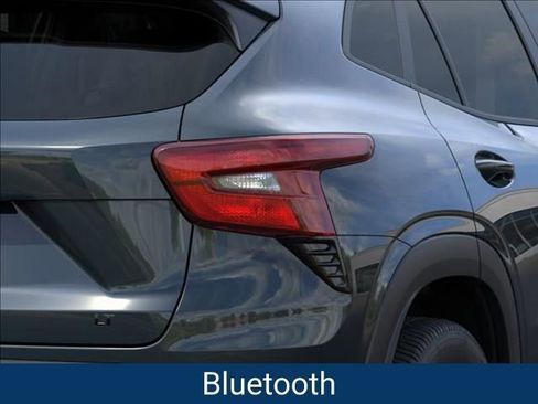 New 2026 Chevrolet Trax LT w/ Driver Confidence Package FWD image 12