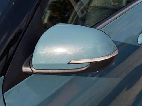 Certified 2024 Kia Seltos SX w/ SX Sunroof Package image 16