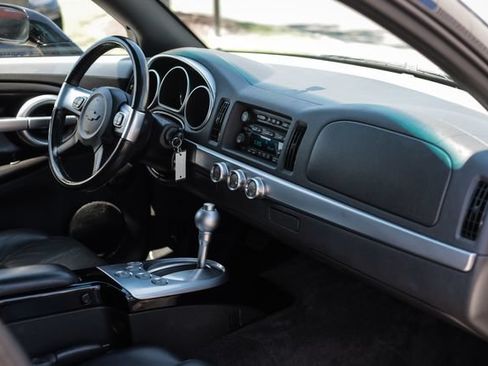 Used 2005 Chevrolet SSR w/ Preferred Equipment Group RWD image 34
