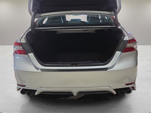 Used 2024 Toyota Camry XSE image 21