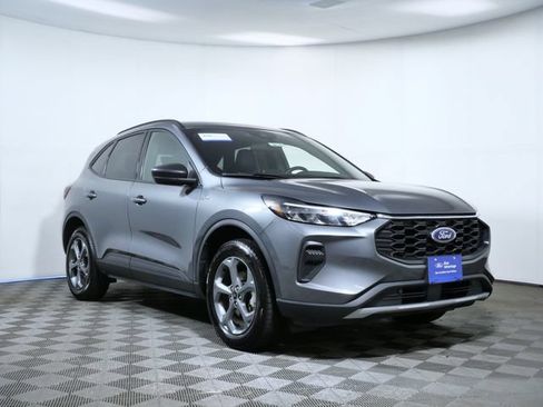 Certified 2025 Ford Escape ST-Line AWD/4WD image 1