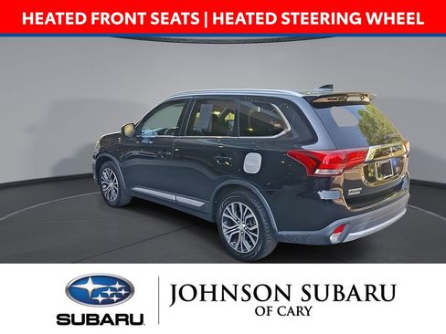 Used 2018 Mitsubishi Outlander SEL FWD image 2