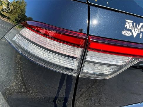 Used 2025 Lincoln Aviator Reserve w/ Illumination Package image 30