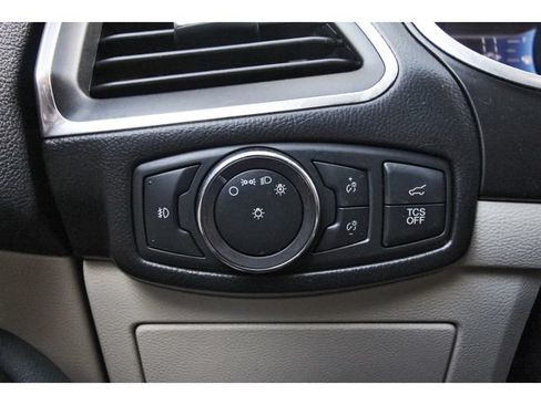 Used 2019 Ford Edge Titanium w/ Equipment Group 301A FWD image 21