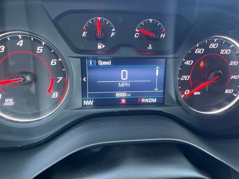 Used 2024 Chevrolet Camaro LT w/ RS Package image 17