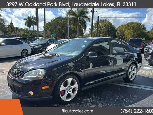 Used 2009 Volkswagen Jetta GLI image 6