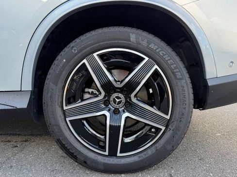 Used 2026 Mercedes-Benz GLC 300 4MATIC image 11