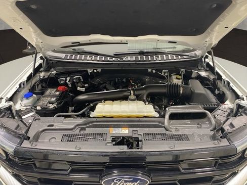 Certified 2025 Ford Expedition Max Platinum w/ Driver's Package AWD/4WD image 27