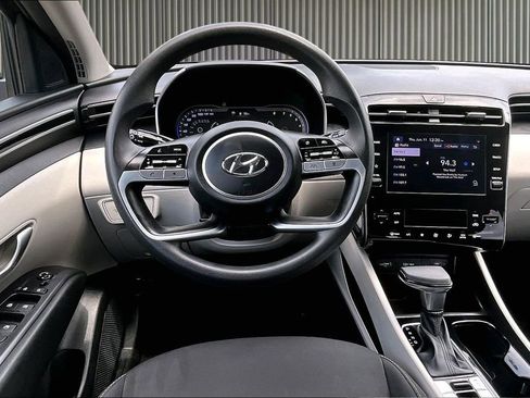 Certified 2024 Hyundai Tucson SEL FWD image 6
