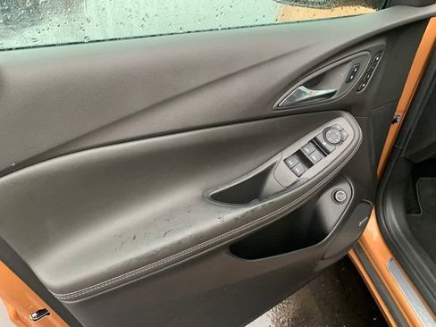 Used 2025 Buick Encore GX Avenir w/ Avenir Technology Package AWD/4WD image 17