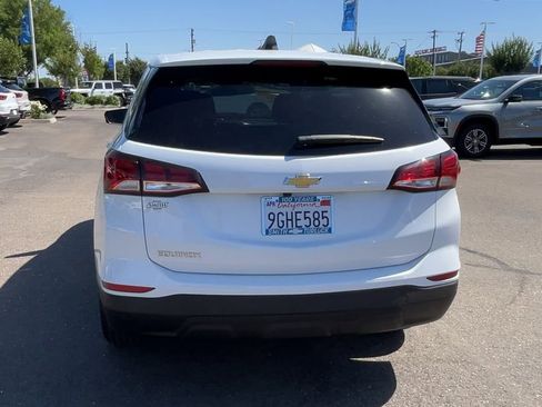 Used 2022 Chevrolet Equinox LS w/ LS Convenience Package FWD image 6