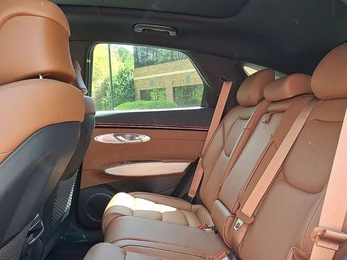 New 2026 Genesis GV70 2.5T Advanced image 15