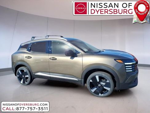 New 2026 Nissan Kicks SR FWD image 1