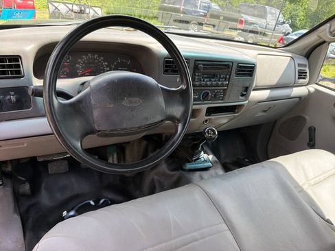 Used 1999 Ford F450 XL RWD image 13