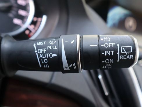 Used 2014 Acura MDX w/ Technology Package AWD/4WD image 33