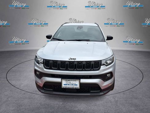 New 2026 Jeep Compass Latitude image 8