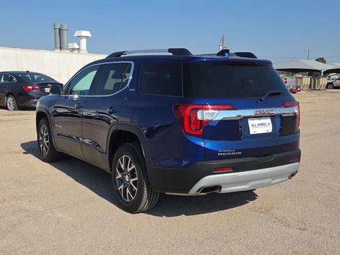Used 2023 GMC Acadia SLT AWD/4WD image 6