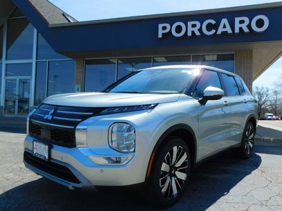 New 2025 Mitsubishi Outlander SE