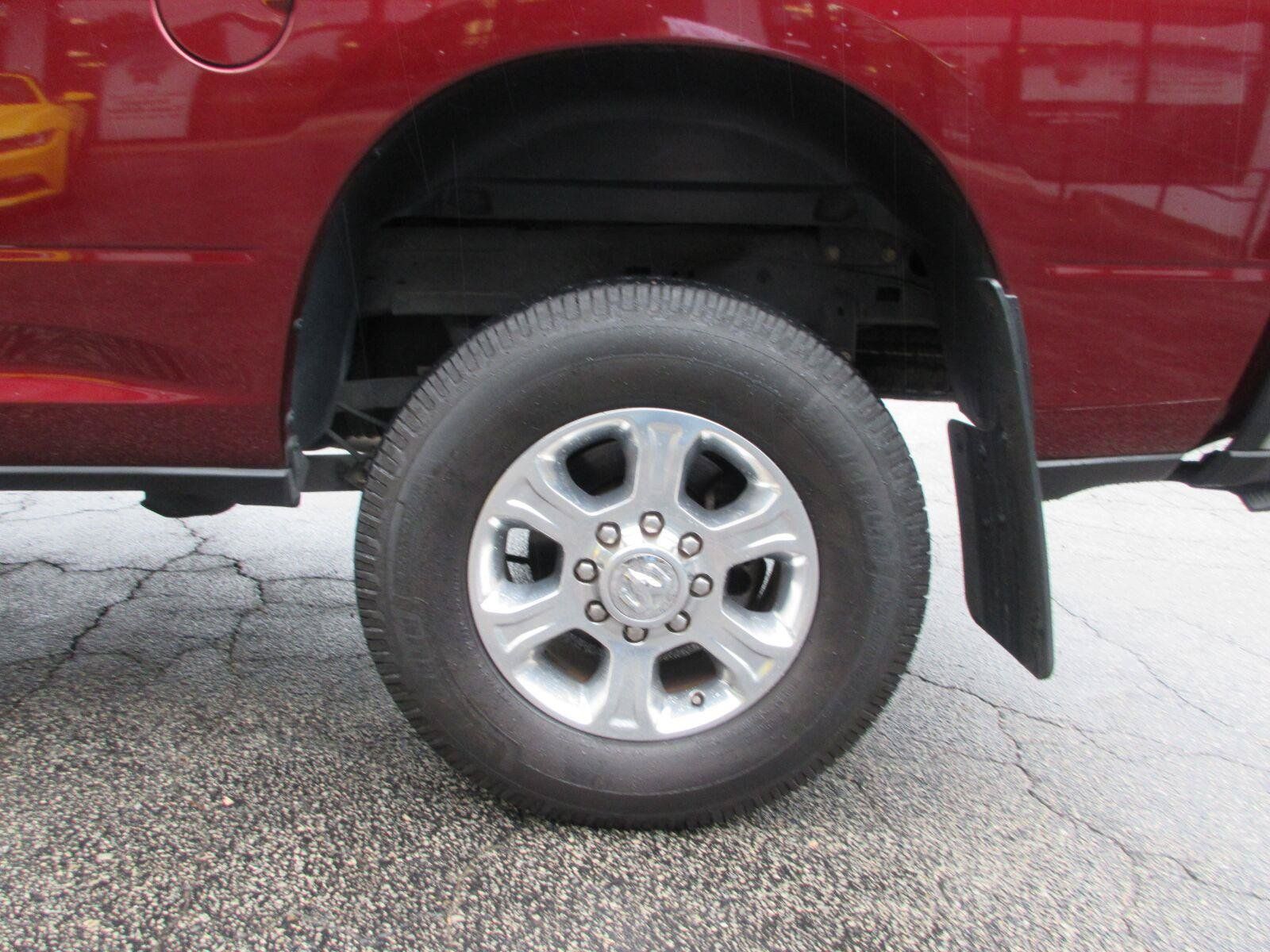 Used 2020 RAM 2500 Big Horn w/ Level 1 Equipment Group AWD/4WD image 22