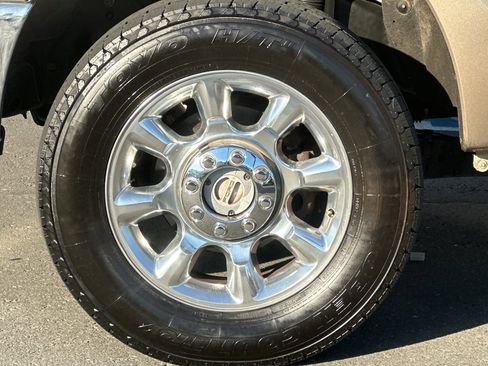 Used 2011 Ford F250 Lariat w/ Lariat Ultimate Pkg image 11