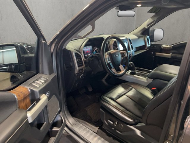 Used 2018 Ford F150 Lariat w/ Equipment Group 502A Luxury AWD/4WD image 18