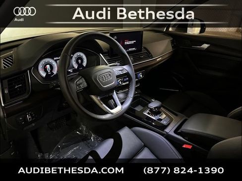 Certified 2025 Audi Q5 2.0T Premium Plus image 14