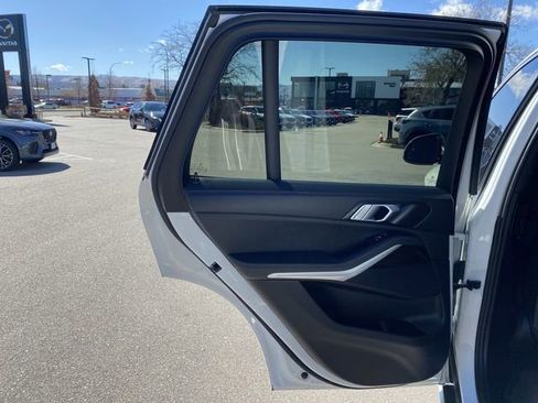 Used 2020 BMW X5 xDrive40i w/ Convenience Package image 26