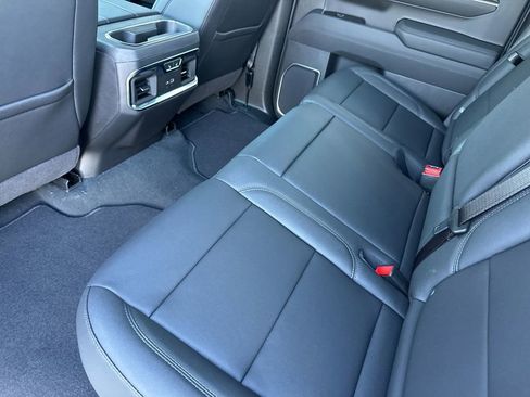 New 2026 GMC Sierra 1500 SLT w/ SLT Premium Plus Package image 11