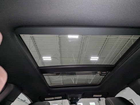 Certified 2025 Acura ADX A-Spec image 17