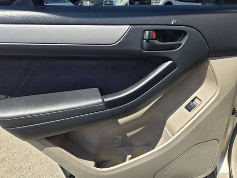 Used 2004 Toyota 4Runner Sport image 12